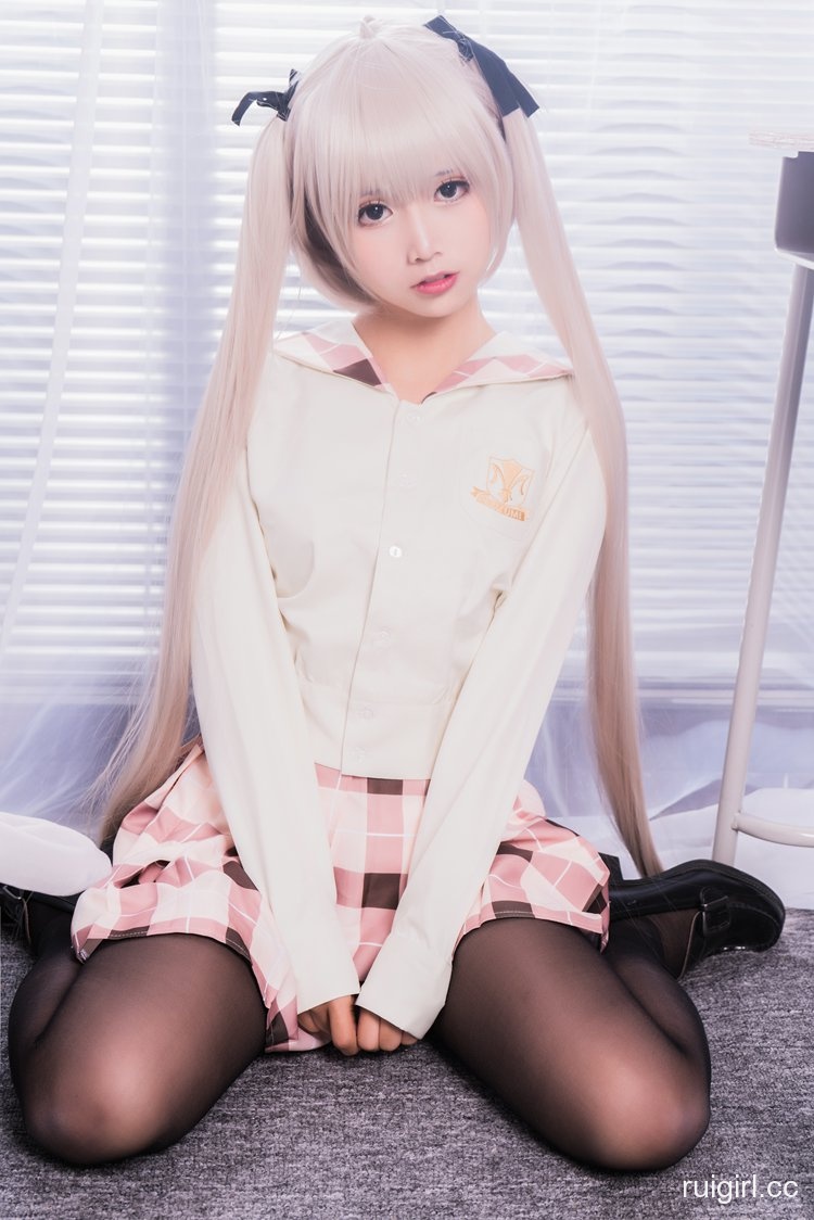 [Cosplay] 面饼仙儿 - 黑丝穹妹 [48P]